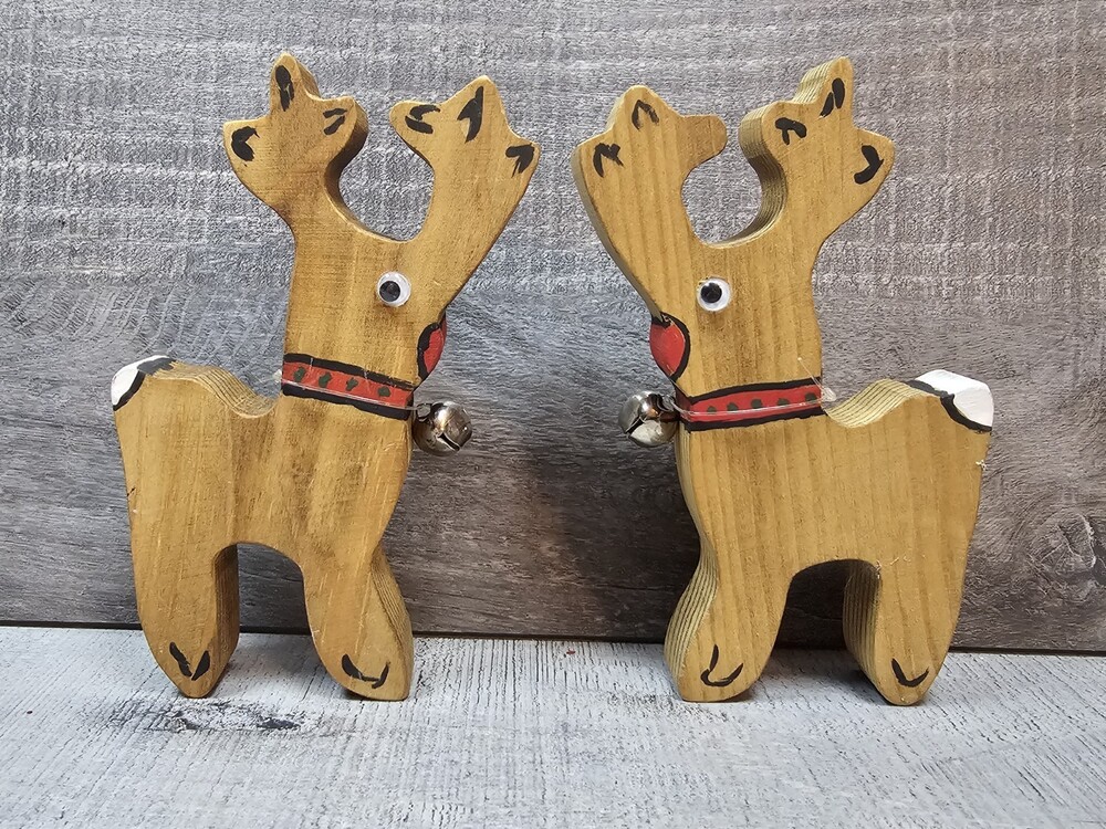 Handcrafted Small Wooden Christmas Reindeer Rustic Shelf Sitter Decor Antlers 5"